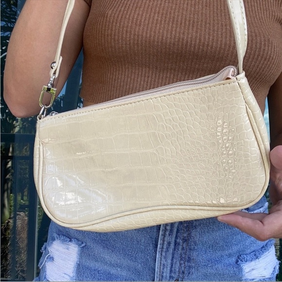 Cream Faux Patent Alligator Mini Bag Purse - Picture 7 of 9